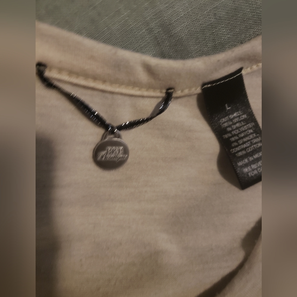 3 quarter sleeve shirt - Picture 3 of 4